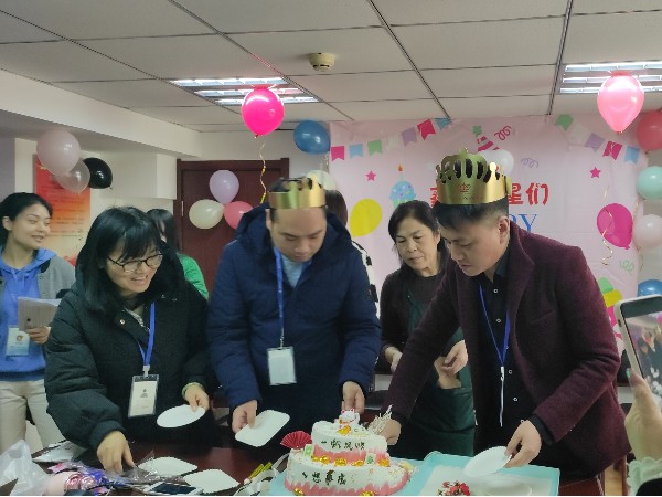 陜西鑫安安防2021年第四季度員工生日會(huì)，感謝有你，一路同行！